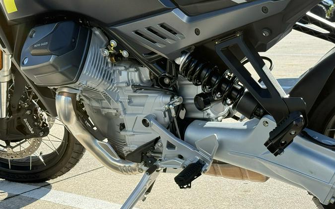 2025 Moto Guzzi Stelvio