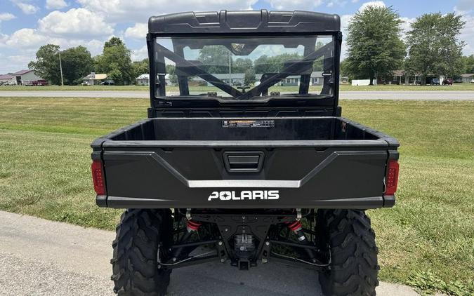 2019 Polaris® Ranger XP® 900 EPS Premium Silver Pearl