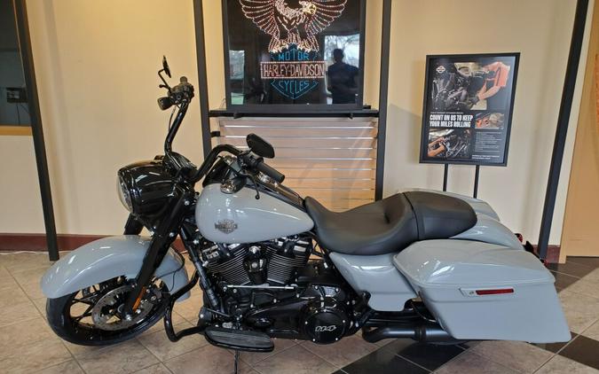 2024 Harley-Davidson Road King Special Billiard Gray - Black Finish