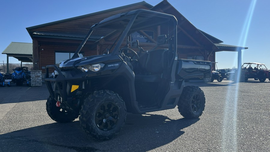 2024 Can-Am™ Defender XT HD9