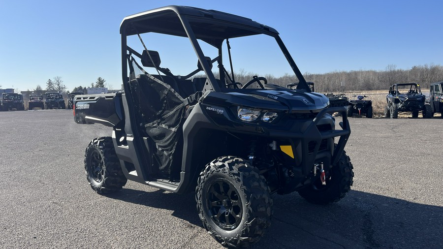 2024 Can-Am™ Defender XT HD9