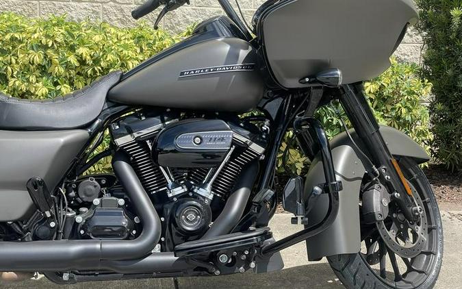 2019 Harley-Davidson® FLTRXS - Road Glide® Special