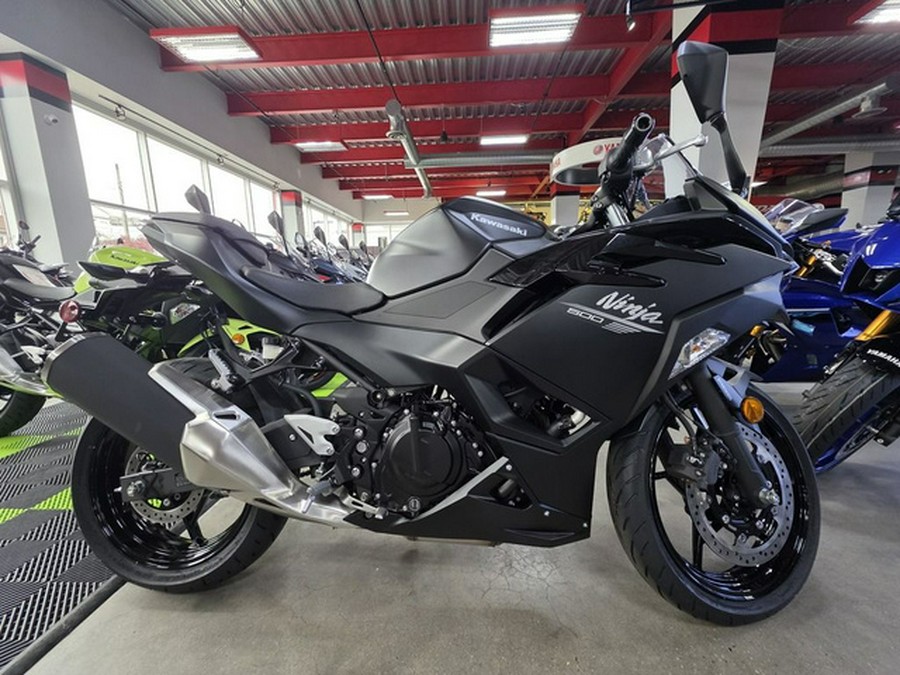 2026 Kawasaki Ninja 500 ABS Metallic Flat Spark Black
