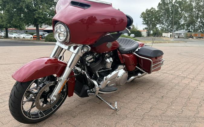 FLHXS 2021 Street Glide® Special