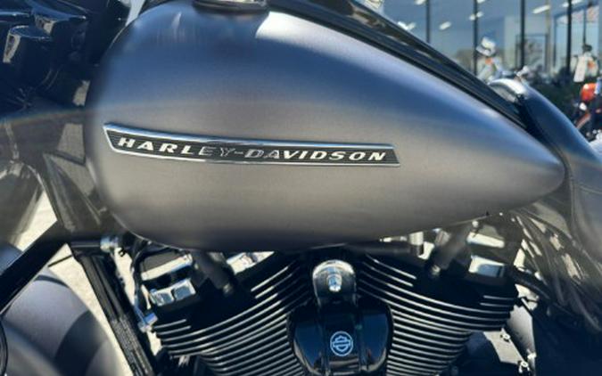 2017 Harley-Davidson Road King® Special