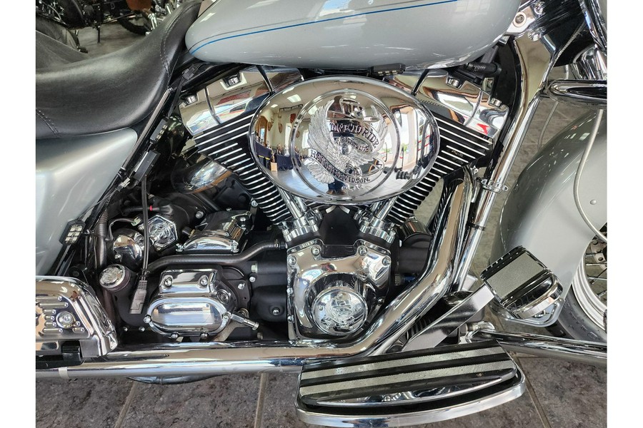 2006 Harley-Davidson® Road King Classic FLHRCI