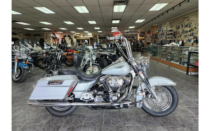 2006 Harley-Davidson® Road King Classic FLHRCI