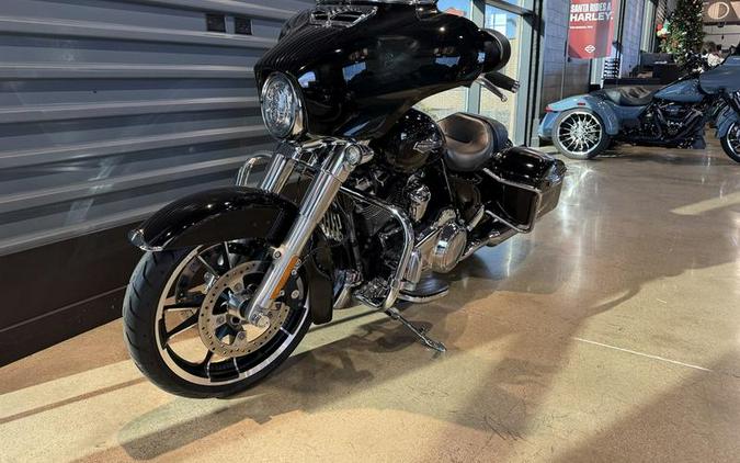 2022 Harley-Davidson® FLHX - Street Glide®