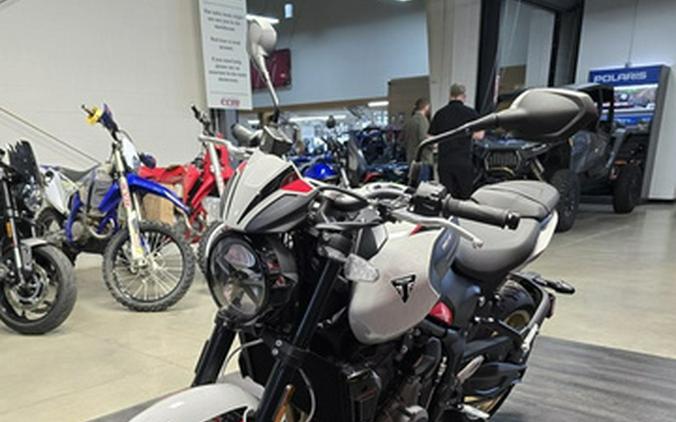 2026 Triumph Trident 800 Ash grey 800