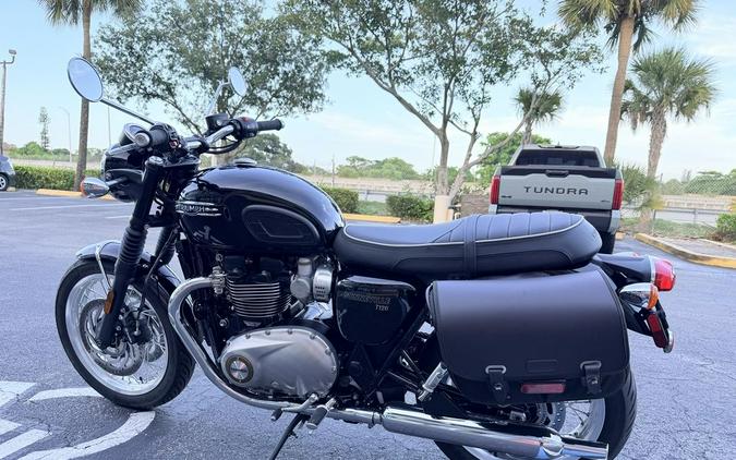2023 Triumph Bonneville T120 Black Jet Black