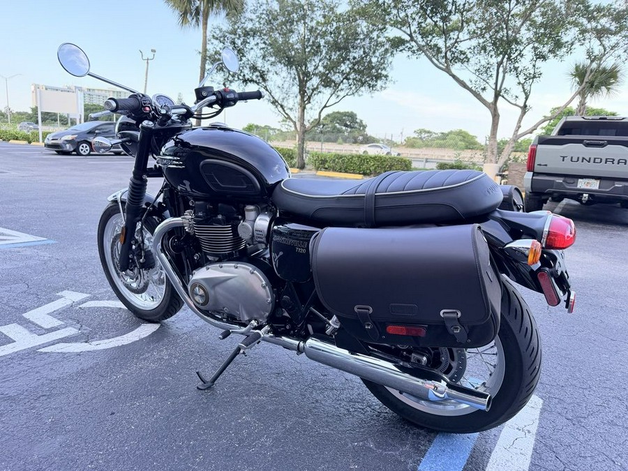 2023 Triumph Bonneville T120 Black Jet Black