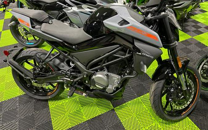 2023 CFMOTO 300NK