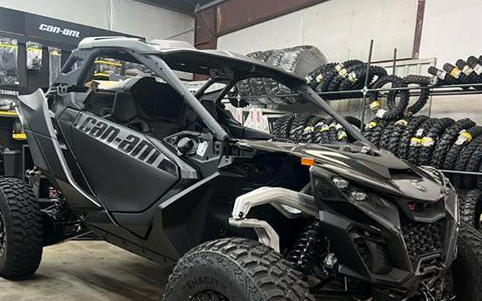 2024 Can-Am Maverick R X RS