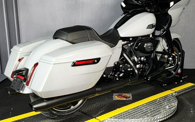 2025 Harley-Davidson Road Glide® FLTRX BILLIARD GRAY