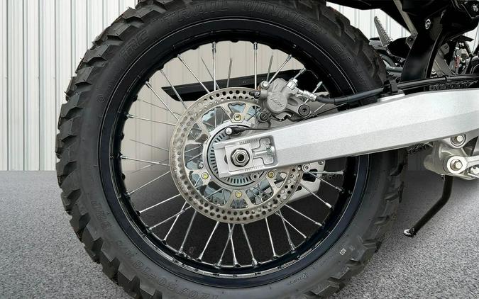 2025 Suzuki DR-Z 4S Base