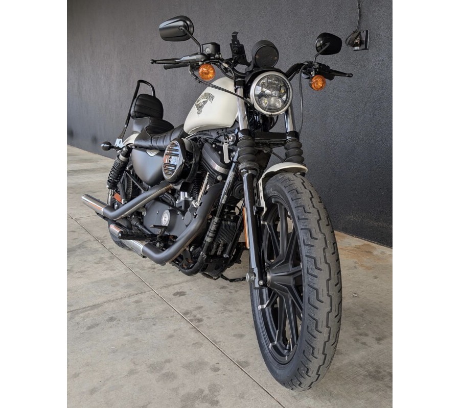 XL 883N 2018 Iron 883™