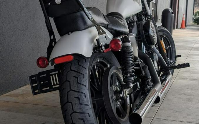 XL 883N 2018 Iron 883™