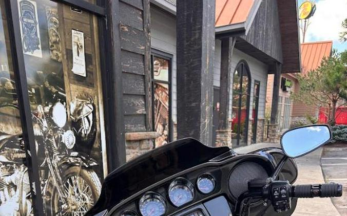 2018 Harley-Davidson CUSTOM VEHICLE OPS ELECTRA GLIDE ULTRA LIMITED