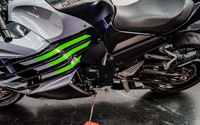 2025 Kawasaki Ninja® ZX™-14R ABS