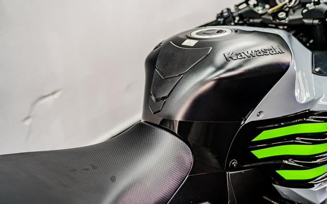 2025 Kawasaki Ninja® ZX™-14R ABS