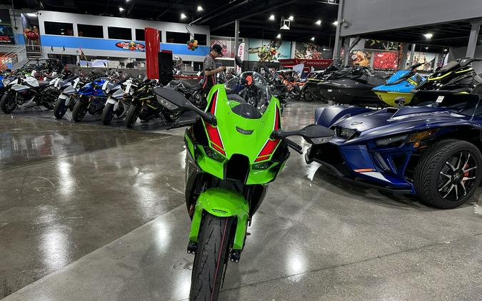 2024 KAWASAKI NINJA ZX-10R KRT EDITION