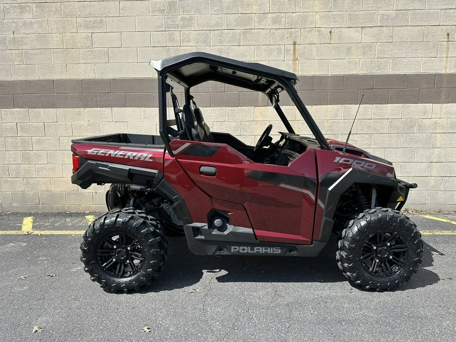 2021 Polaris® General 1000 Deluxe