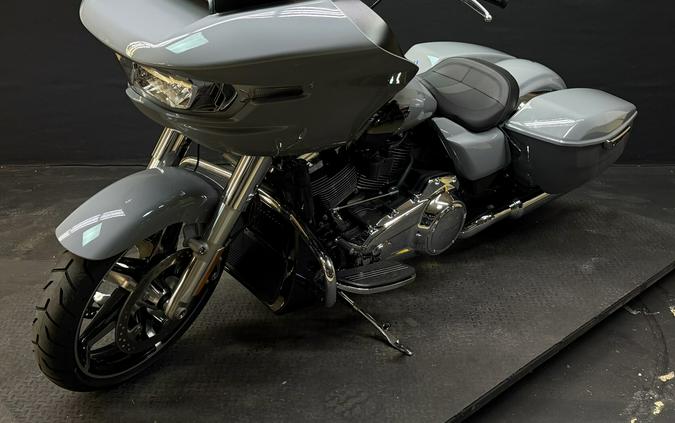 Harley-Davidson® Road Glide® 2026 FLTRX DRK BILIARD GRY