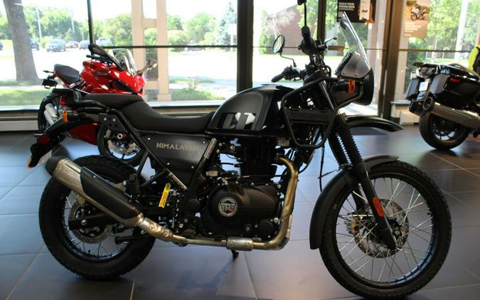 2022 Royal Enfield Himalayan Review (A Dozen Fast Facts)