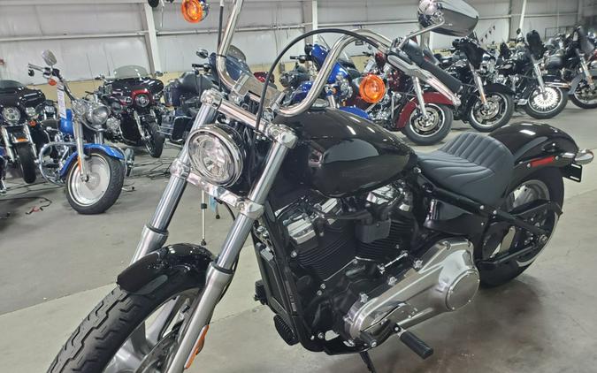 2023 Harley-Davidson Softail Standard Vivid Black