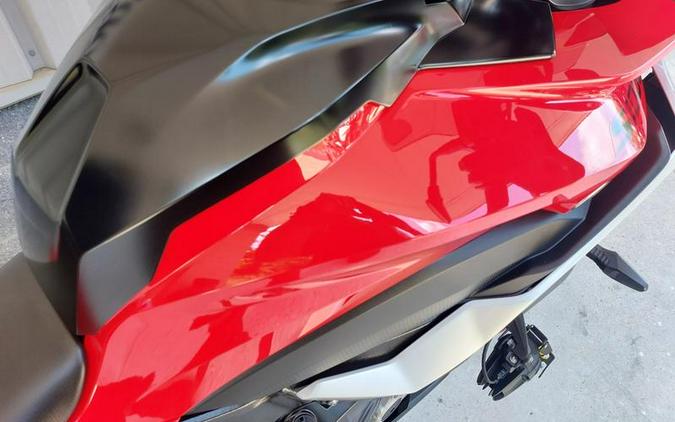 2020 BMW S 1000 XR Red