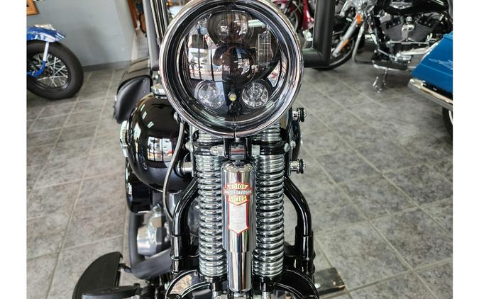 2008 Harley-Davidson® Cross Bones FLSTSB