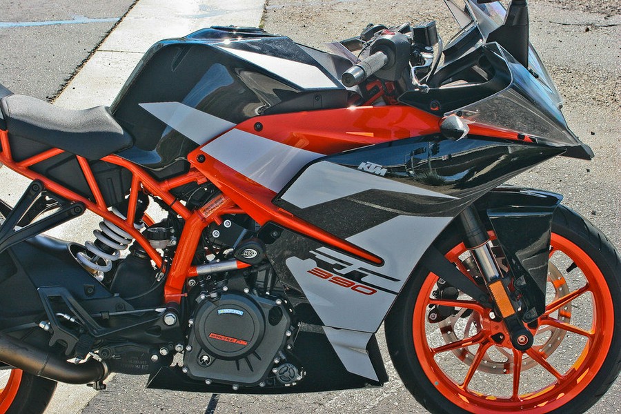 2017 KTM RC 390 ABS