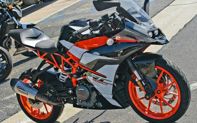 2017 KTM RC 390 ABS