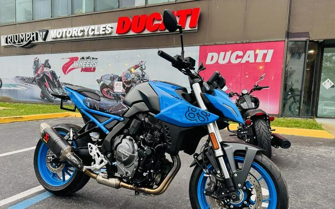 2023 Suzuki GSX-8S