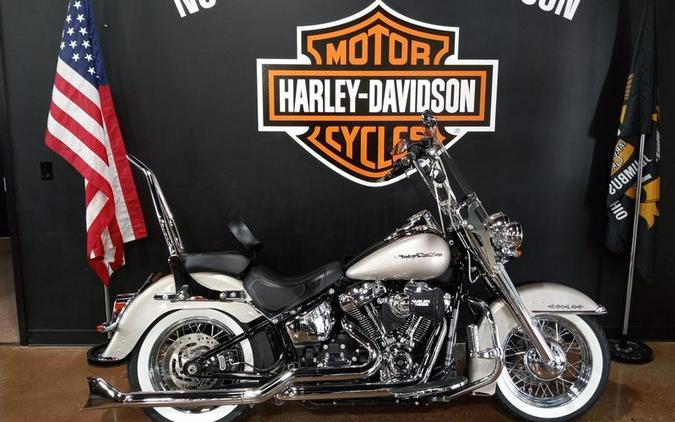 2018 Harley-Davidson® FLDE - Softail® Deluxe