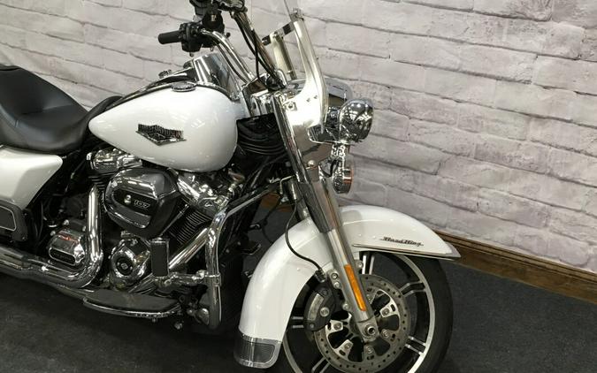 2020 Harley-Davidson Road King Stone Washed White Pearl FLHR