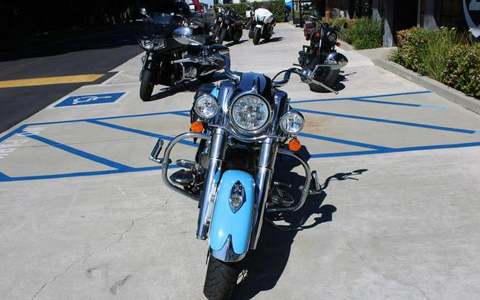 2018 Indian Motorcycle® Chief® Vintage ABS Sky Blue over Pearl White