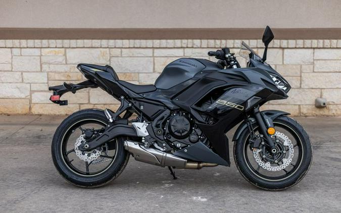 New 2024 KAWASAKI NINJA 650 METALLIC MATTE DARK GRAY AND METALLIC SPARK BLACK AND METALLIC FLAT SPARK BLACK