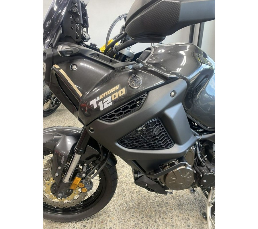 2023 Yamaha Super Ténéré ES