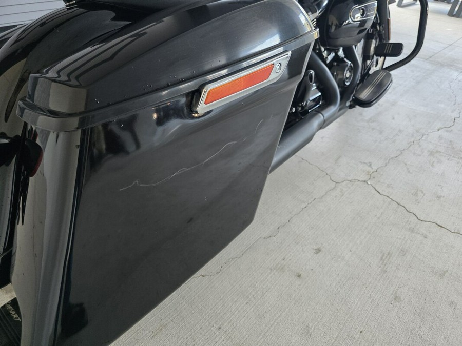 2019 Harley-Davidson® Road King® Special