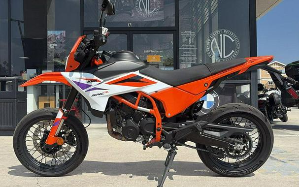 New 2026 KTM 390 SMC R