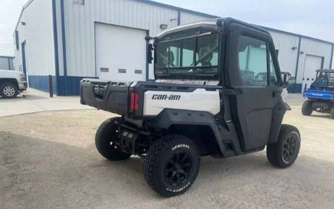 2019 Can-Am Defender XT CAB HD10