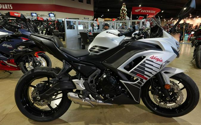 2026 Kawasaki Ninja® 650 ABS