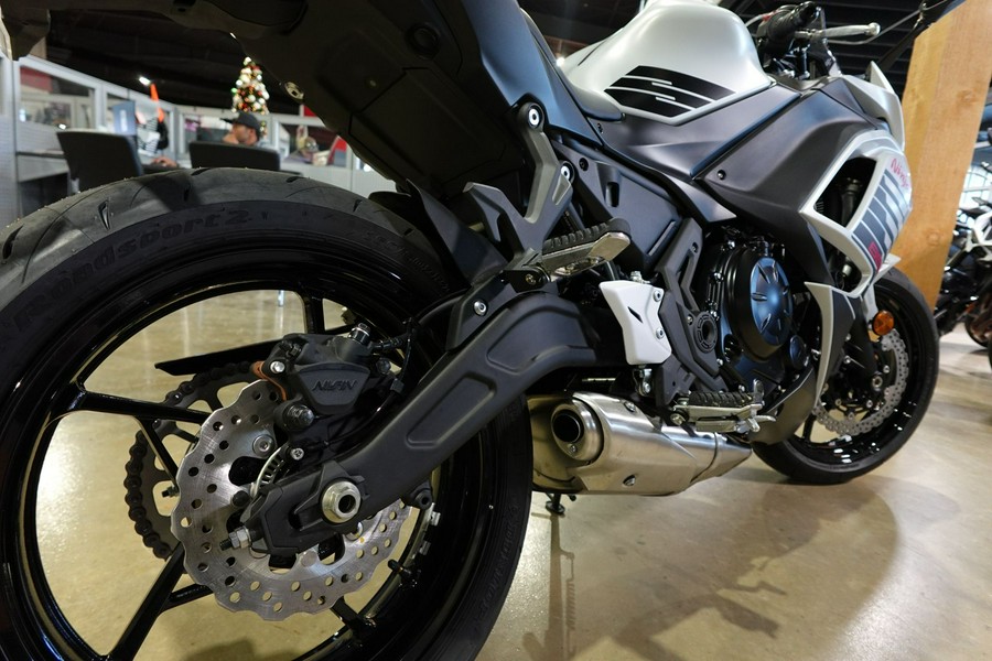 2026 Kawasaki Ninja® 650 ABS