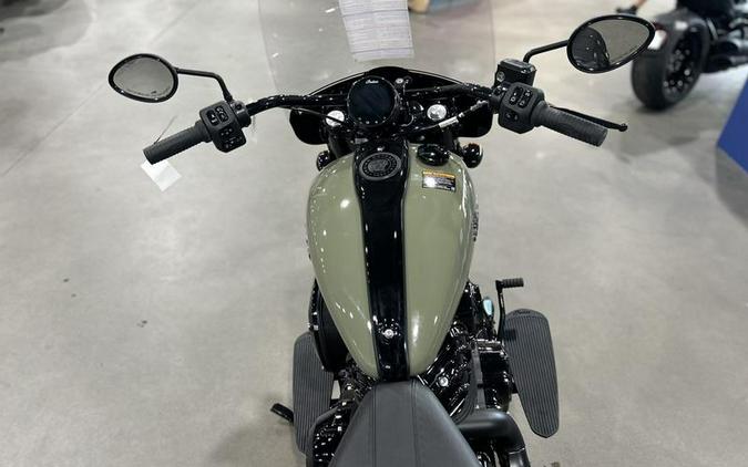 2025 Indian Motorcycle® Super Chief® Dark Horse® Moss Green