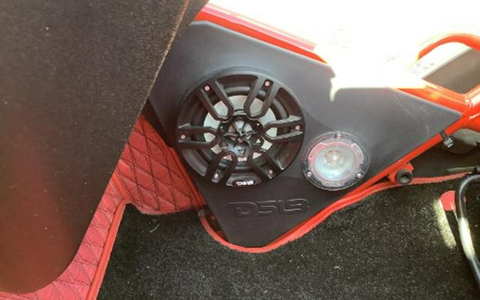 2024 Slingshot MANUAL R MODEL