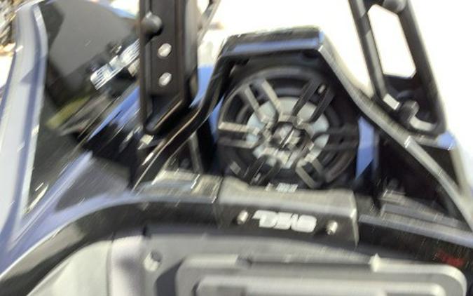 2024 Slingshot MANUAL R MODEL