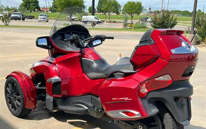 2015 Can-Am Spyder® RT-S SM6