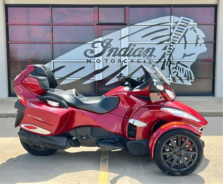 2015 Can-Am Spyder® RT-S SM6