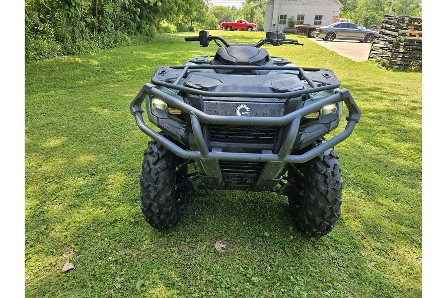 2023 Can-Am OUTLANDER PRO XU HD7